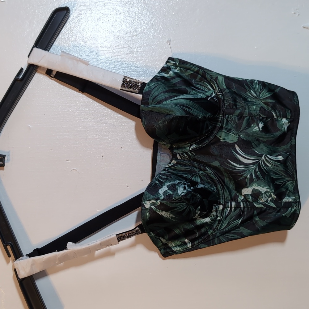 VS Lightly-Lined Logo Strap Balconette Leafy Bra Top 32D - Picture 2 of 8